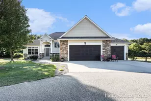 12575 Greenbriar Ln, Grand Haven, MI 49417 - Photo 1