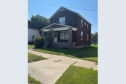 810 Vine Street, Manistee, MI 49660 - Photo 1
