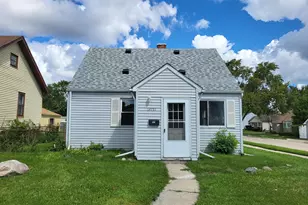 18951 Meier St, Roseville, MI 48066 - Photo 1