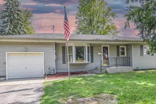 44 Berry St, Quincy, MI 49082 - Photo 1