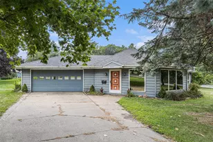 932 S Marvel Dr, Greenville, MI 48838 - Photo 1