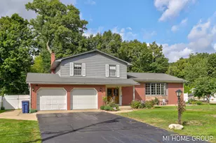 730 Larkwood Dr, Holland, MI 49423 - Photo 1