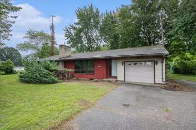 66427 M-152, Dowagiac, MI 49047 - Photo 1