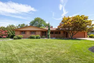 239 S Brewer Dr, Battle Creek, MI 49015 - Photo 1