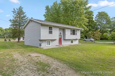 13347 Lincoln Street, Grand Haven, MI 49417 - Photo 1