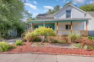 1103 Bradfield St, Bay City, MI 48708 - Photo 1