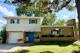 861 Sherwood Rd, Muskegon, MI 49441 - Photo 1