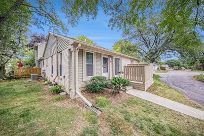 2918 W Whittier Court, Ann Arbor, MI 48104 - Photo 1