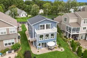 1009 Treasure Island Dr, Mattawan, MI 49071 - Photo 1