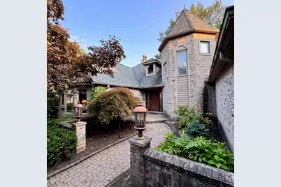 2845 Hunters Bluff, Bloomfield Hills, MI 48304 - Photo 1