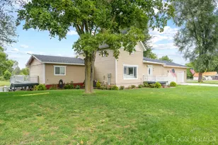 225 N West St, Marion City, MI 48811 - Photo 1