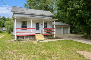 127 Briggs St, Allegan, MI 49010 - Photo 1