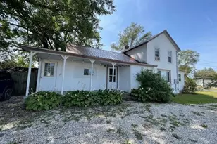 201 S Webber St, Mecosta, MI 49332 - Photo 1