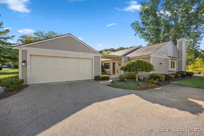 4286 Millpond Drive NE, Rockford, MI 49341 - Photo 1