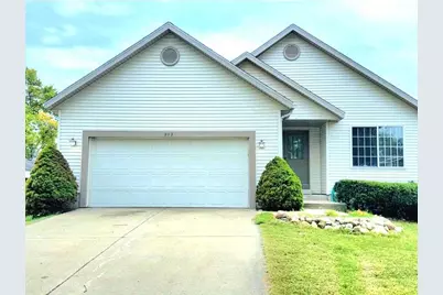 202 E 34th Street, Holland, MI 49423 - Photo 1