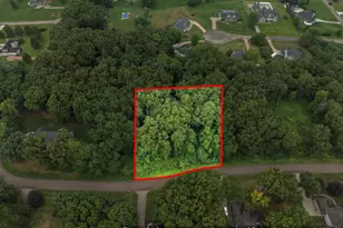 34 Maple Wood Dr, Edwardsburg, MI 49112 - Photo 1