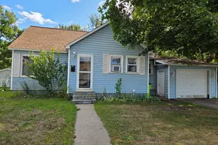 203 E Van Deinse St, Greenville, MI 48838 - Photo 1