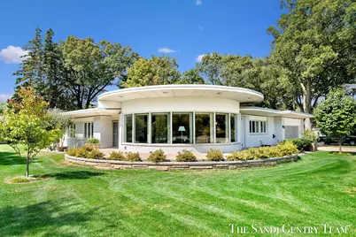 827 E Savidge Street, Spring Lake, MI 49456 - Photo 1