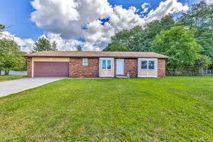 411 Peach St, Whitehall, MI 49461 - Photo 1