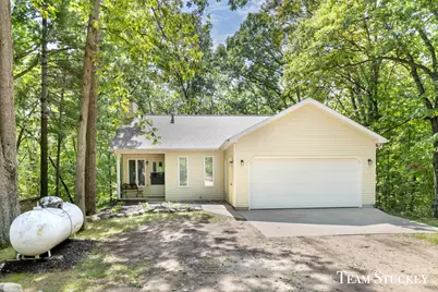 6790 19 Mile Road NE, Cedar Springs, MI 49319 - Photo 1