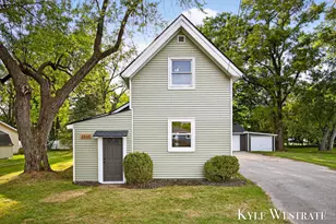 1048 Lincoln Lake, Lowell, MI 49331 - Photo 1