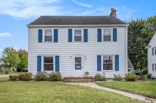 134 Glendale Blvd, Parchment, MI 49004 - Photo 1