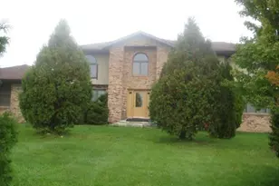 72 W Willis Rd, Saline, MI 48176 - Photo 1