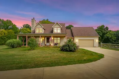 47727 W Baseline Road, Grand Junction, MI 49056 - Photo 1