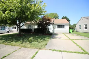 27241 Woodmont St, Roseville, MI 48066 - Photo 1