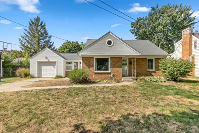 1617 Fremont Avenue NW, Grand Rapids, MI 49504 - Photo 1