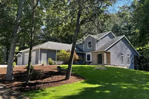 5221 Jackson Ct, Montague, MI 49437 - Photo 1