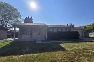 13104 Carnaby Ct, Sterling Heights, MI 48313 - Photo 1