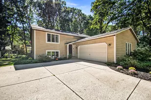 2170 Eagle Blvd, Holland, MI 49424 - Photo 1