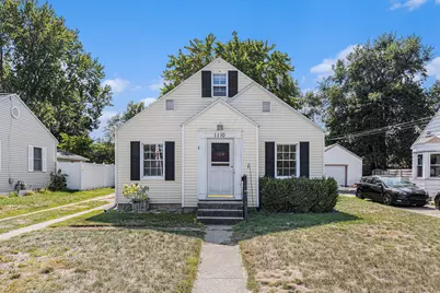 1110 Aberdeen Street NE, Grand Rapids, MI 49505 - Photo 1