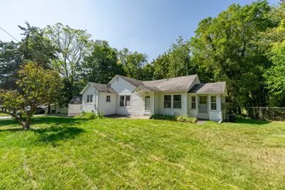 325 N Kendall Avenue, Kalamazoo, MI 49006 - Photo 1