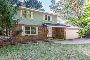 110 Carpenter Blvd, Roscommon, MI 48653 - Photo 1