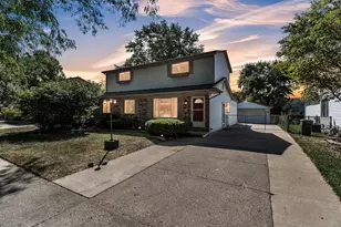 632 Georgetown St, Canton, MI 48188 - Photo 1