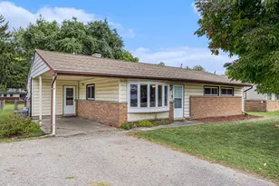 128 Marcia Dr, Lansing, MI 48917 - Photo 1