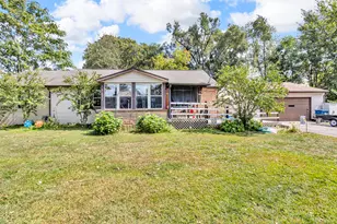 885 Bryant Ave, Jackson, MI 49202 - Photo 1