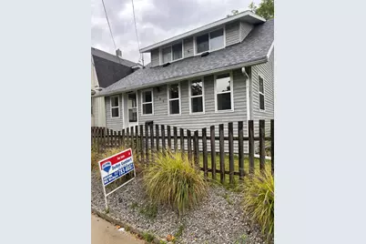 406 S Elm Avenue, Jackson, MI 49203 - Photo 1
