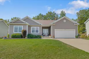 10280 Creekview Rd, Bridgman, MI 49106 - Photo 1