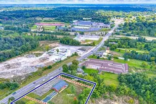 3233 Page Ave, Jackson, MI 49201 - Photo 1