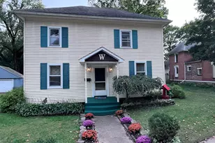 706 E Michigan Ave, Marshall, MI 49068 - Photo 1