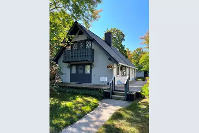 717 Rose Avenue, Big Rapids, MI 49307 - Photo 1