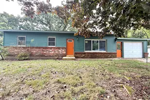 582 Hayes St, Holland, MI 49424 - Photo 1