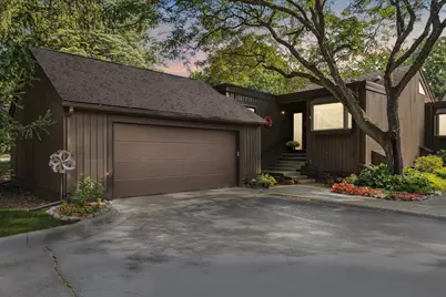 4 Eastbury Court, Ann Arbor, MI 48105 - Photo 1