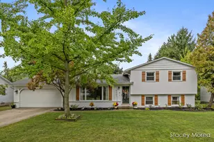4321 Kentridge Dr SE, Grand Rapids, MI 49508 - Photo 1