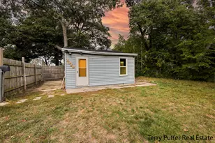 2029 7th St, Muskegon, MI 49444 - Photo 1