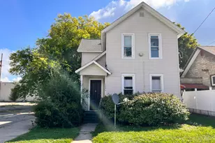 1086 Sanford St, Muskegon, MI 49440 - Photo 1