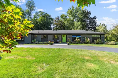 4860 Tullamore Drive, Bloomfield Hills, MI 48304 - Photo 1